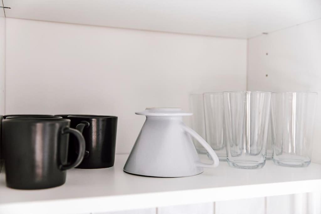 Komplett Neu: 2-Zi Zentral Im Altbau. 24H-Checkin Kiel Ngoại thất bức ảnh