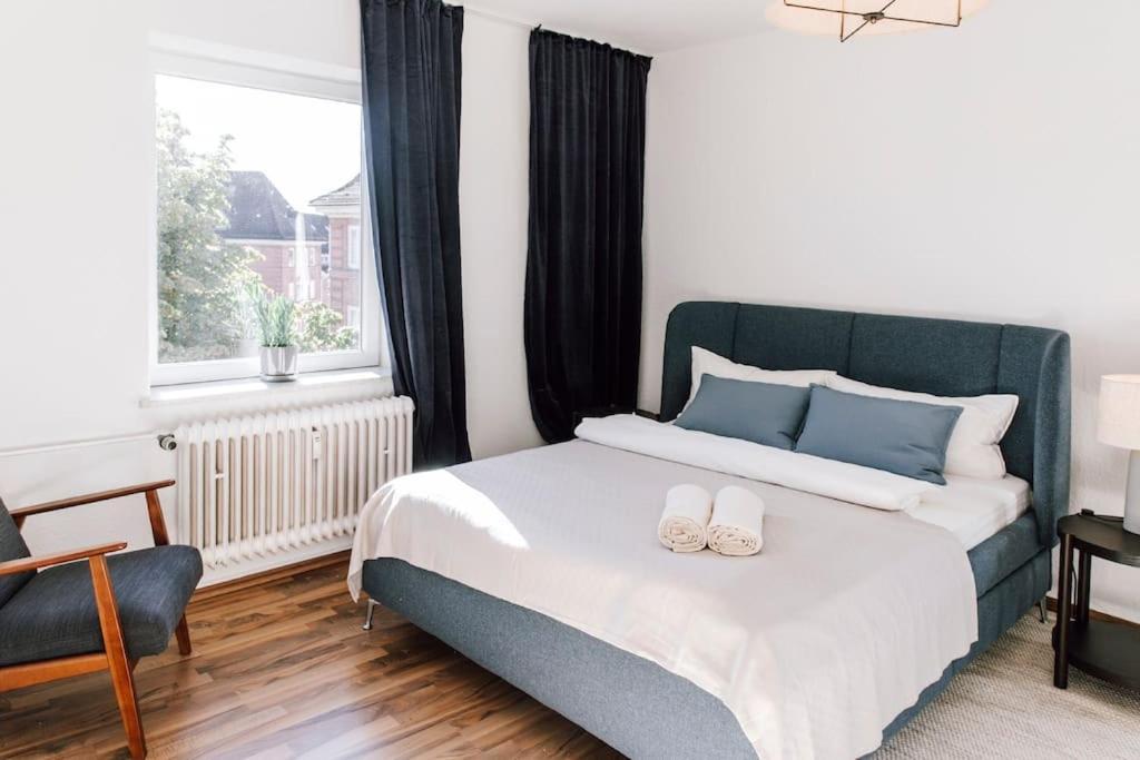 Komplett Neu: 2-Zi Zentral Im Altbau. 24H-Checkin Kiel Ngoại thất bức ảnh