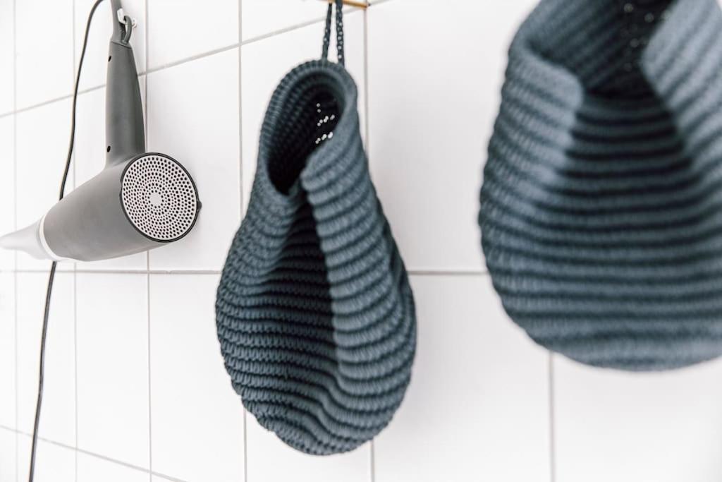 Komplett Neu: 2-Zi Zentral Im Altbau. 24H-Checkin Kiel Ngoại thất bức ảnh